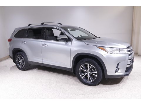 Celestial Silver Metallic Toyota Highlander LE Plus AWD.  Click to enlarge.