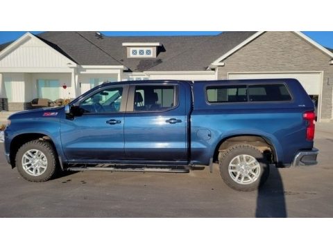 Northsky Blue Metallic Chevrolet Silverado 1500 LT Crew Cab 4x4.  Click to enlarge.