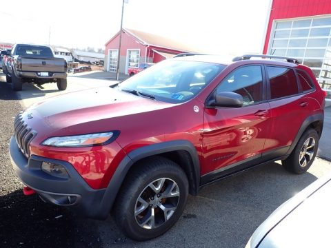 Deep Cherry Red Crystal Pearl Jeep Cherokee Trailhawk 4x4.  Click to enlarge.