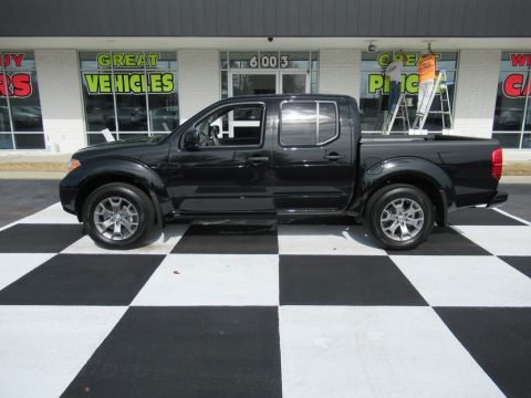 Magnetic Black Pearl Nissan Frontier SV Crew Cab 4x4.  Click to enlarge.
