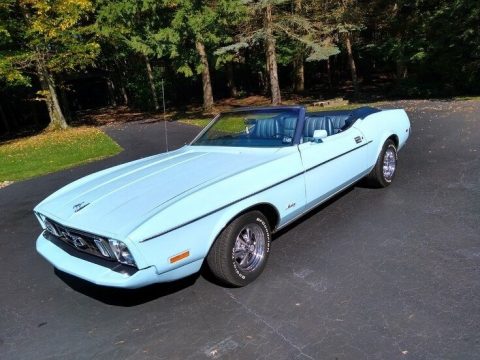 Light Blue Ford Mustang Convertible.  Click to enlarge.