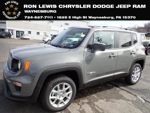 Sting-Gray Jeep Renegade Latitude 4x4.  Click to enlarge.