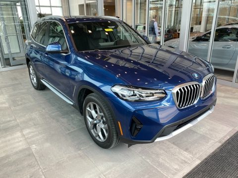 Phytonic Blue BMW X3 xDrive30i.  Click to enlarge.