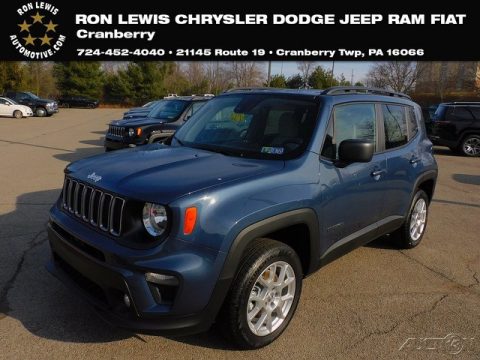 Slate Blue Pearl Jeep Renegade Latitude 4x4.  Click to enlarge.