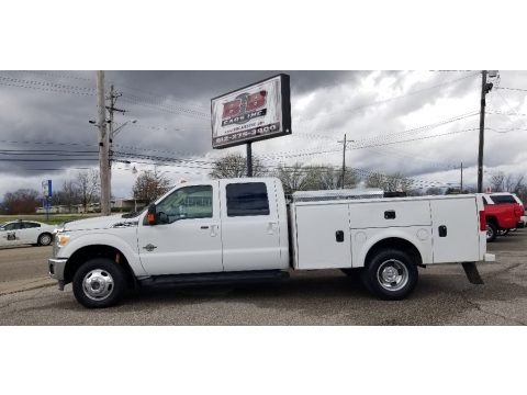 Oxford White Ford F350 Super Duty Lariat Crew Cab 4x4 Chassis.  Click to enlarge.