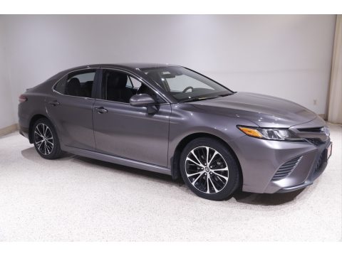 Predawn Gray Mica Toyota Camry SE.  Click to enlarge.