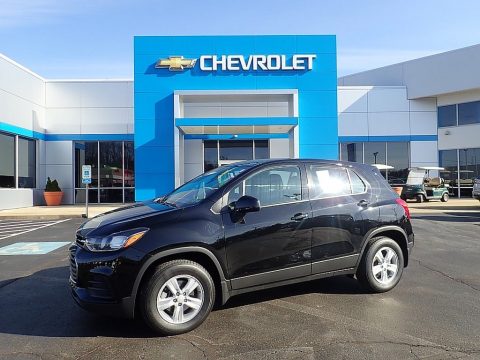 Mosaic Black Metallic Chevrolet Trax LS AWD.  Click to enlarge.