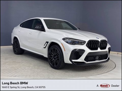 Mineral White Metallic BMW X6 M Competition.  Click to enlarge.