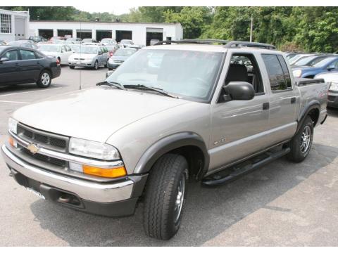 Light Pewter Metallic Chevrolet S10 LS ZR5 Crew Cab 4x4.  Click to enlarge.