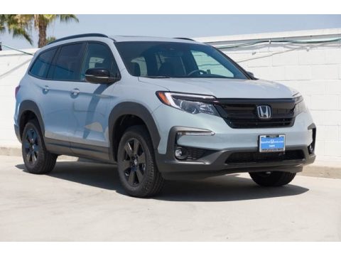 Sonic Gray Pearl Honda Pilot TrailSport AWD.  Click to enlarge.