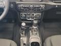  2022 Wrangler Unlimited 8 Speed Automatic Shifter #13