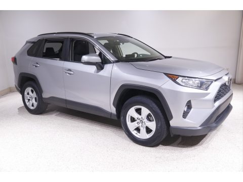 Silver Sky Metallic Toyota RAV4 XLE.  Click to enlarge.