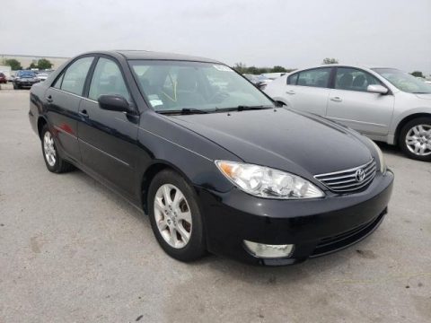 Black Toyota Camry LE V6.  Click to enlarge.