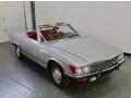 Front 3/4 View of 1972 Mercedes-Benz SL Class 450 SL Roadster #4