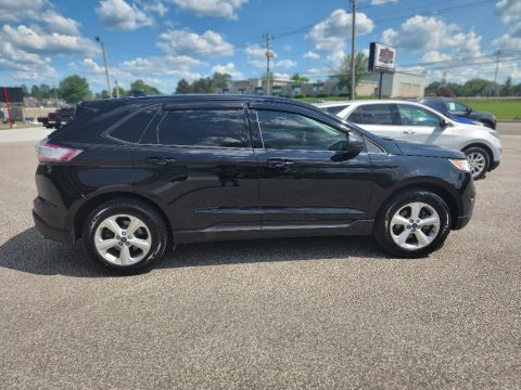 Shadow Black Ford Edge SE.  Click to enlarge.