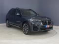 Front 3/4 View of 2022 BMW X7 xDrive40i #27