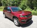 Front 3/4 View of 2022 Jeep Grand Cherokee Limited 4x4 #4