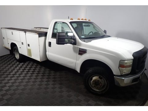 Oxford White Ford F350 Super Duty XL Regular Cab 4x4 Chassis.  Click to enlarge.