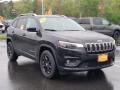 Front 3/4 View of 2020 Jeep Cherokee Latitude Plus 4x4 #22
