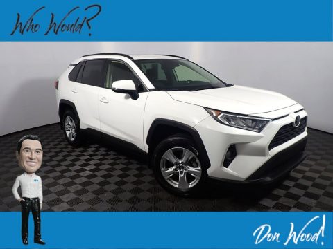 Super White Toyota RAV4 XLE.  Click to enlarge.