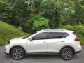  2020 Nissan Rogue Pearl White Tricoat #1