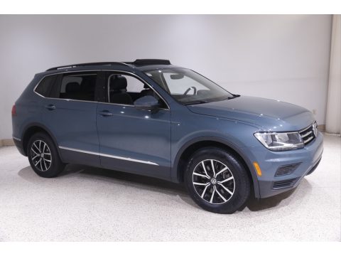 Stone Blue Metallic Volkswagen Tiguan SE 4Motion.  Click to enlarge.