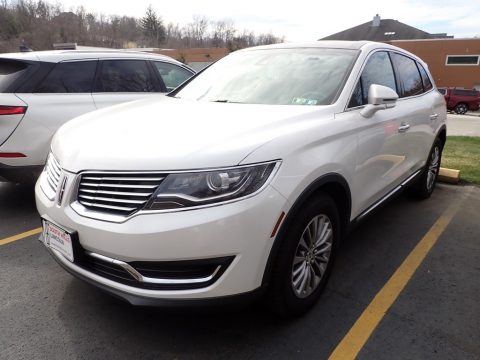 White Platinum Lincoln MKX Select AWD.  Click to enlarge.