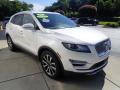 Front 3/4 View of 2019 Lincoln MKC Reserve AWD #8