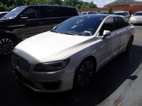 White Platinum Lincoln MKZ Reserve AWD.  Click to enlarge.