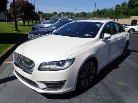 White Platinum Lincoln MKZ Reserve.  Click to enlarge.