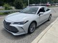Front 3/4 View of 2022 Toyota Avalon Limited #7