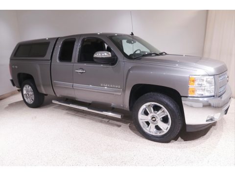 Graystone Metallic Chevrolet Silverado 1500 LT Extended Cab 4x4.  Click to enlarge.