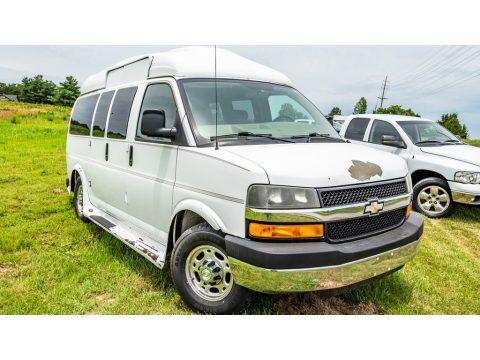 Summit White Chevrolet Express LS 1500 Passenger Van.  Click to enlarge.