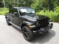Front 3/4 View of 2022 Jeep Gladiator High Altitude 4x4 #4