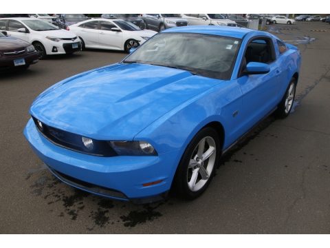 Grabber Blue Ford Mustang GT Coupe.  Click to enlarge.