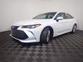 2019 Avalon Limited #10