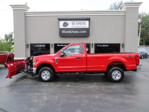Race Red Ford F250 Super Duty XLT Regular Cab 4x4.  Click to enlarge.