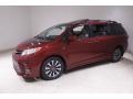 Front 3/4 View of 2020 Toyota Sienna XLE AWD #3