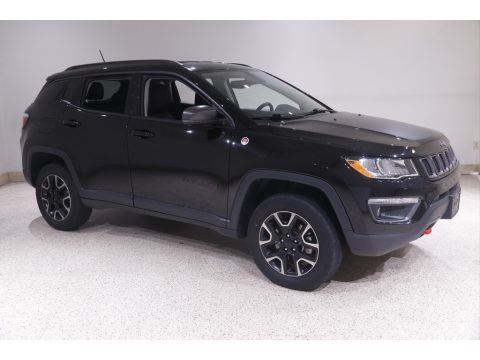 Diamond Black Crystal Pearl Jeep Compass Trailhawk 4x4.  Click to enlarge.