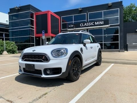 Light White Mini Countryman Cooper S All4.  Click to enlarge.