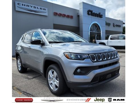 Billet Silver Metallic Jeep Compass Latitude 4x4.  Click to enlarge.