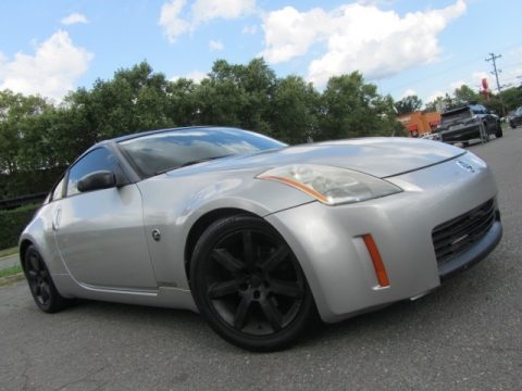 Chrome Silver Nissan 350Z Enthusiast Coupe.  Click to enlarge.