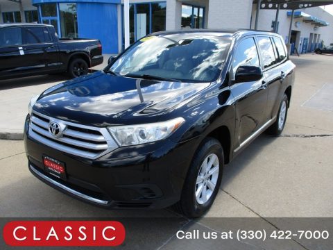 Black Toyota Highlander .  Click to enlarge.