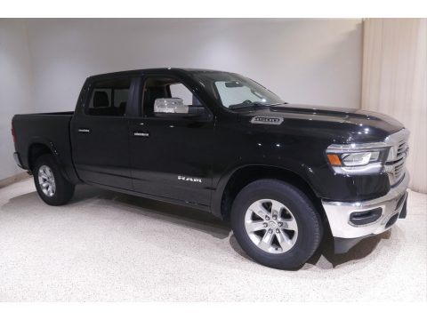 Diamond Black Crystal Pearl Ram 1500 Laramie Crew Cab 4x4.  Click to enlarge.