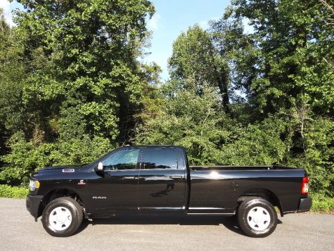 Diamond Black Crystal Pearl Ram 3500 Tradesman Crew Cab 4x4.  Click to enlarge.