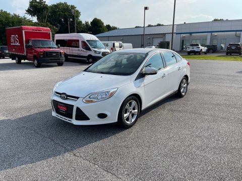 Oxford White Ford Focus SE Sedan.  Click to enlarge.