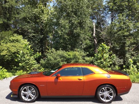 Sinamon Stick Dodge Challenger R/T Shaker.  Click to enlarge.