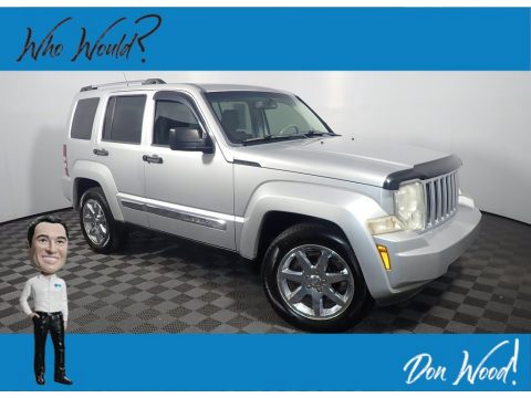 Bright Silver Metallic Jeep Liberty Limited 4x4.  Click to enlarge.