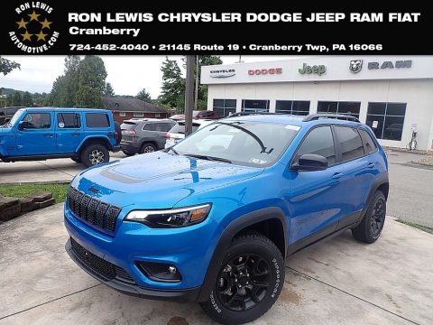 Hydro Blue Pearl Jeep Cherokee X 4x4.  Click to enlarge.