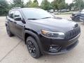 Front 3/4 View of 2022 Jeep Cherokee X 4x4 #7